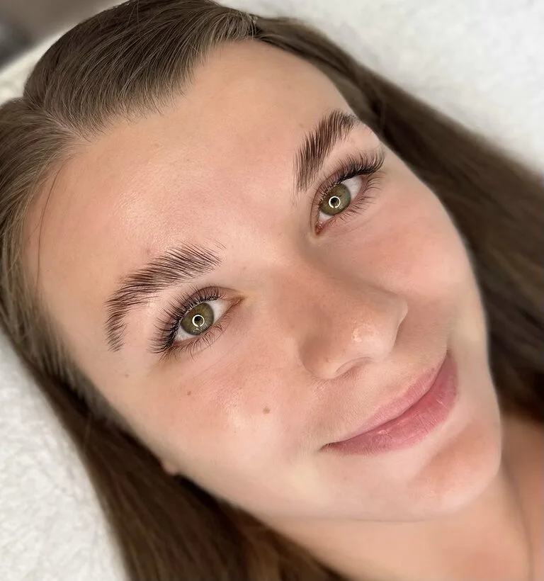 Classic Japanese lash style